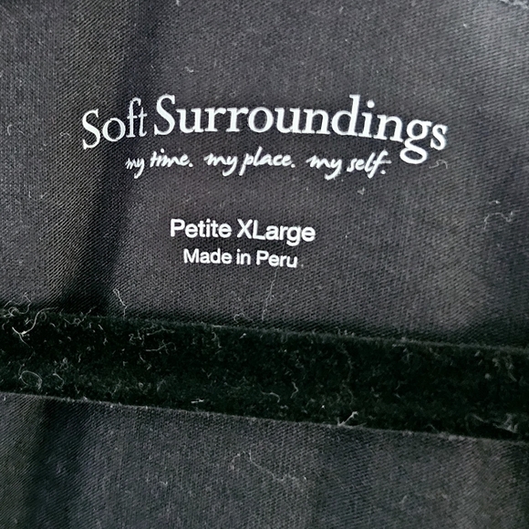 Soft Surroundings Cross Over 3/4 Sleeve Black Blouse Women's Size Petite XL - Picture 3 of 6